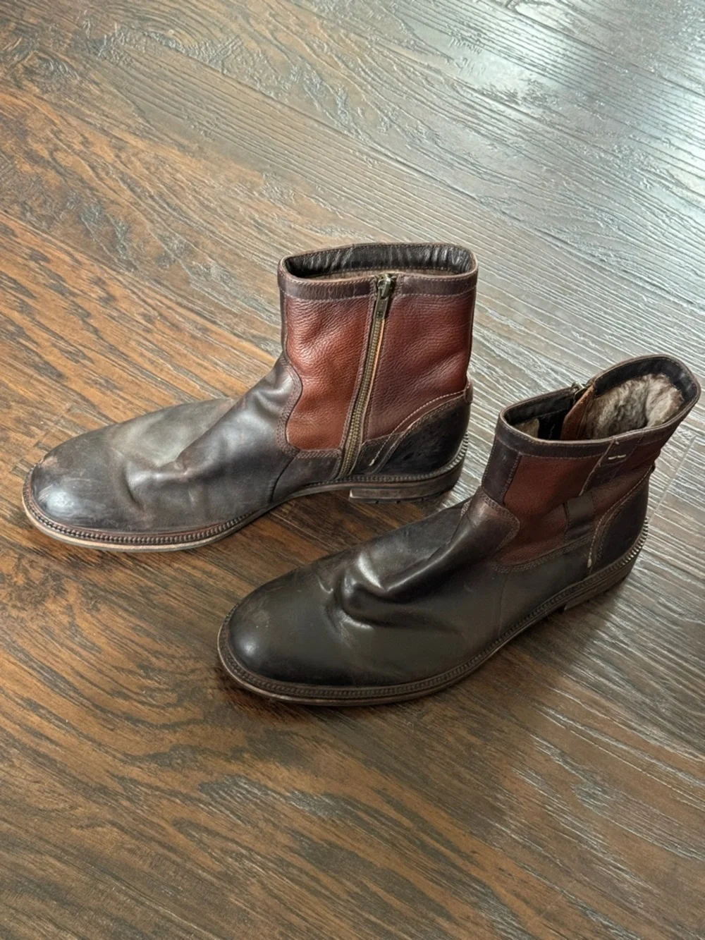 Johnson And Murphy Men's Two-Tone Brown Leather Chukka Boots w/ Shearling Lining